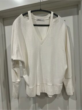 Red Haute Cream V-Neck Ribbed Sweater